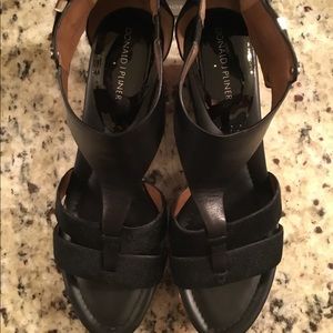 Donald Pliner Blk/Blk sandal